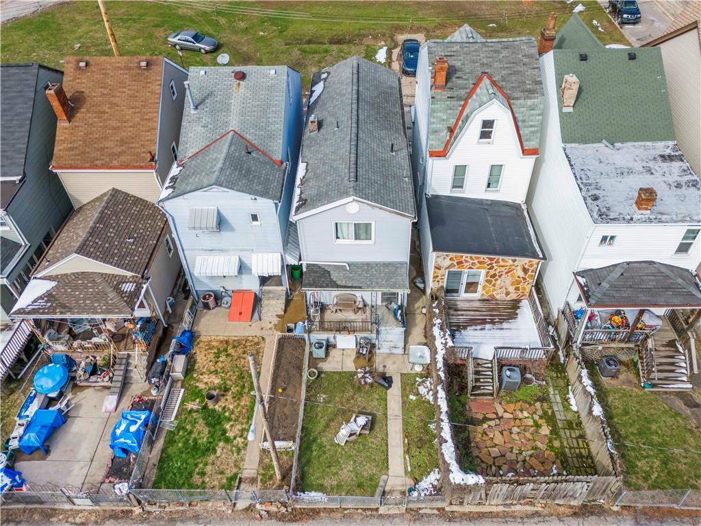 1877 Chapman Street Pittsburgh, PA 15215 - Photo 26 of 28 an aerial view of residential houses with outdoor space