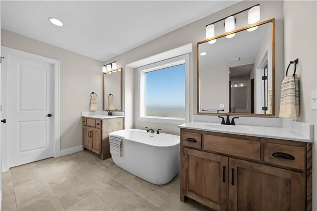 $651,500 | 16967 South Hunter Street, Olathe, KS 66062