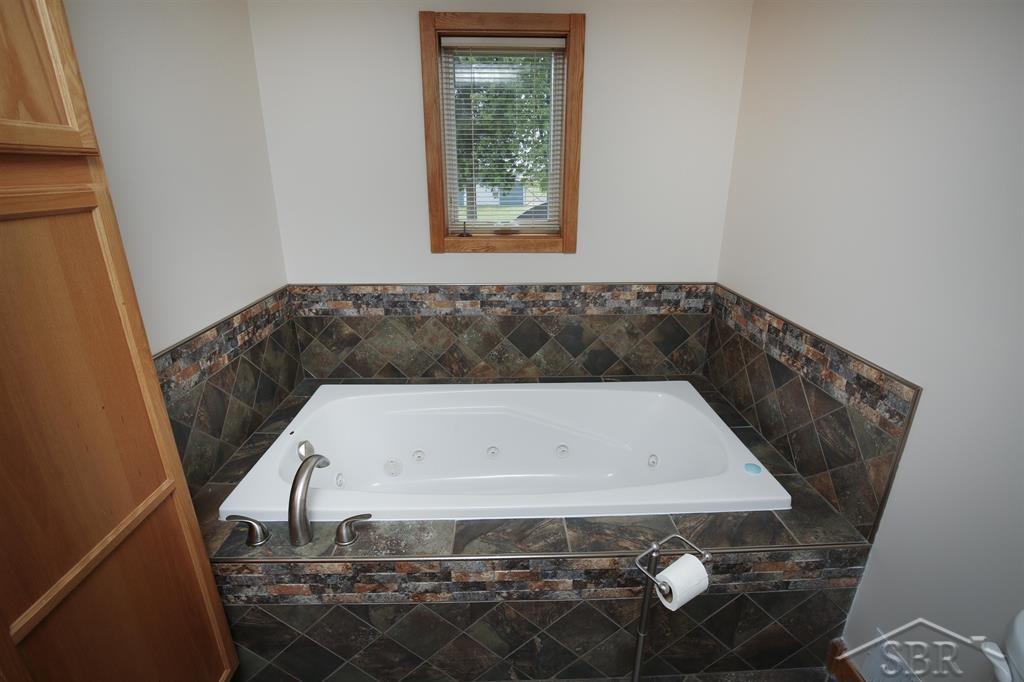 32 East Baker Road Hope, MI 48628 - Photo 24 of 66