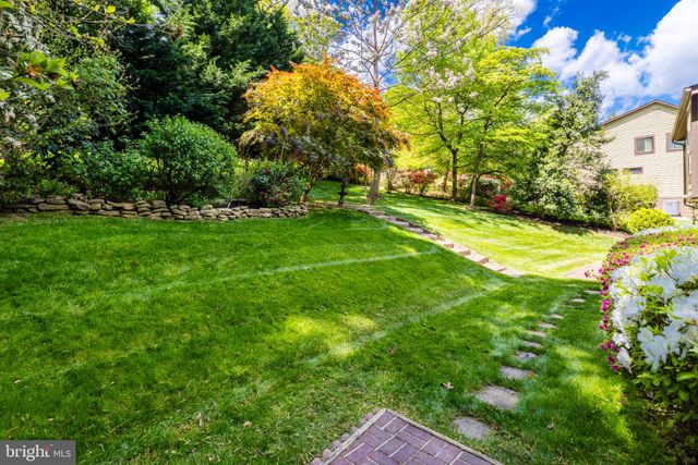 $1,525,000 | 7321 Hooking Road, McLean, VA 22101