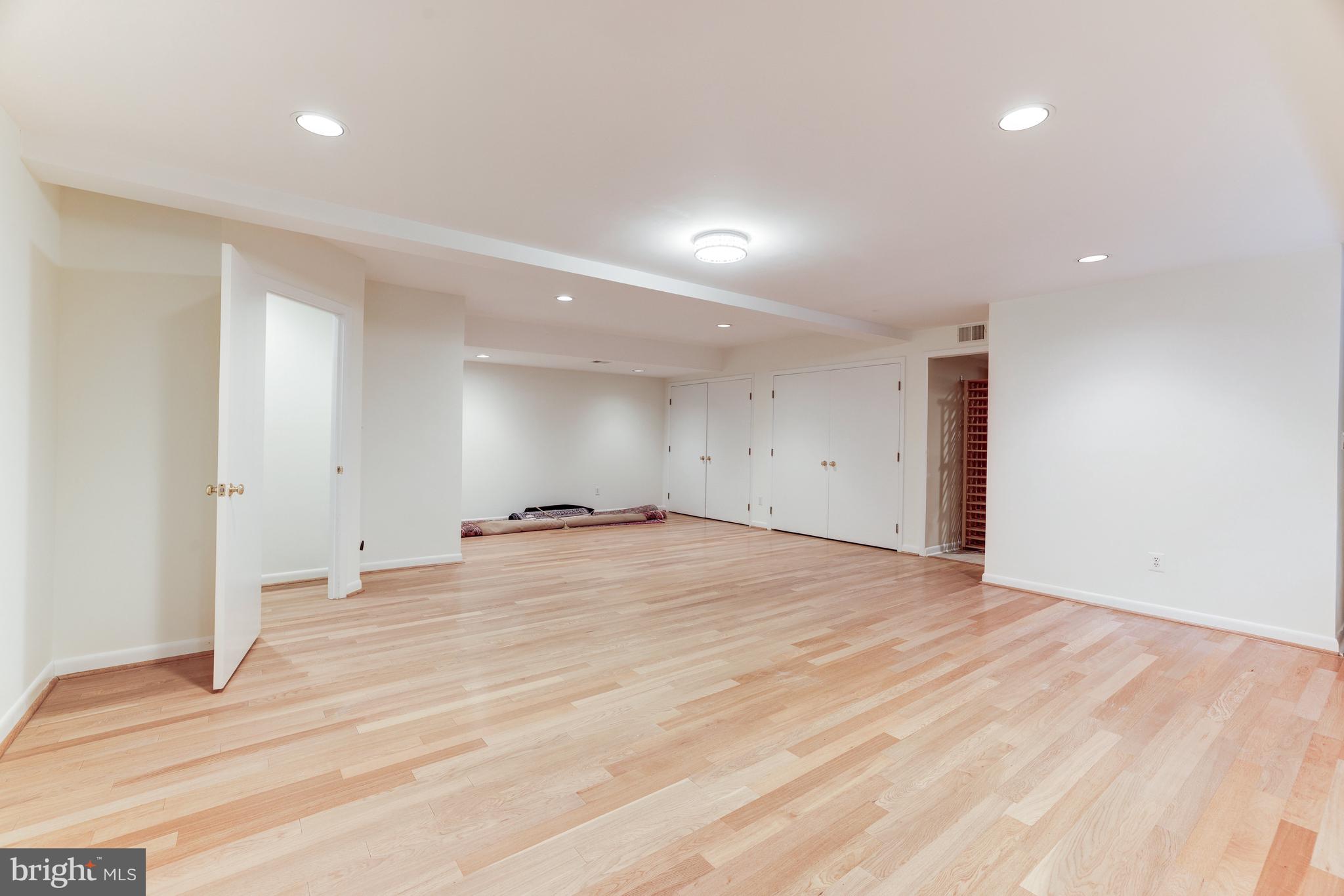 7321 Hooking Road McLean, VA 22101 - Photo 33 of 40