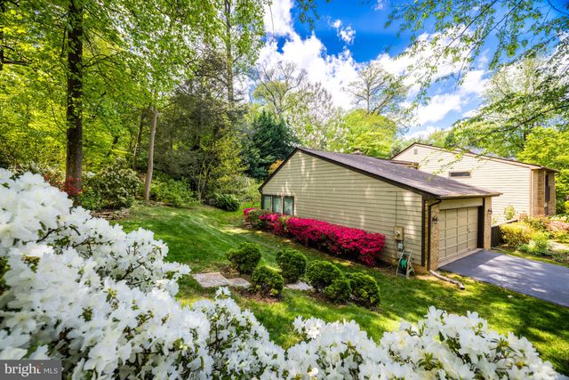 $1,525,000 | 7321 Hooking Road, McLean, VA 22101