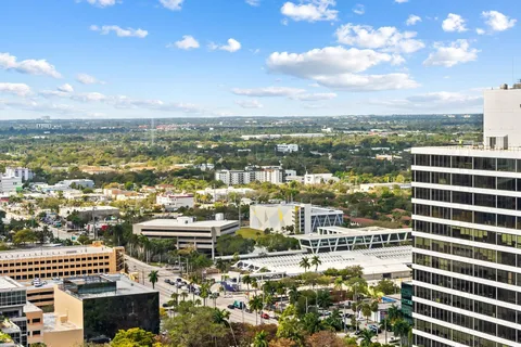 $825,000 | 350 Southeast 2nd Street, Unit 1870, Fort Lauderdale, FL 33301
