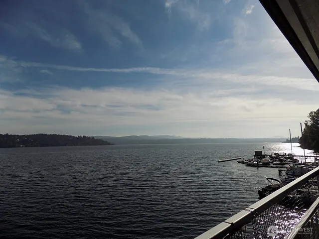a view of terrace with city view