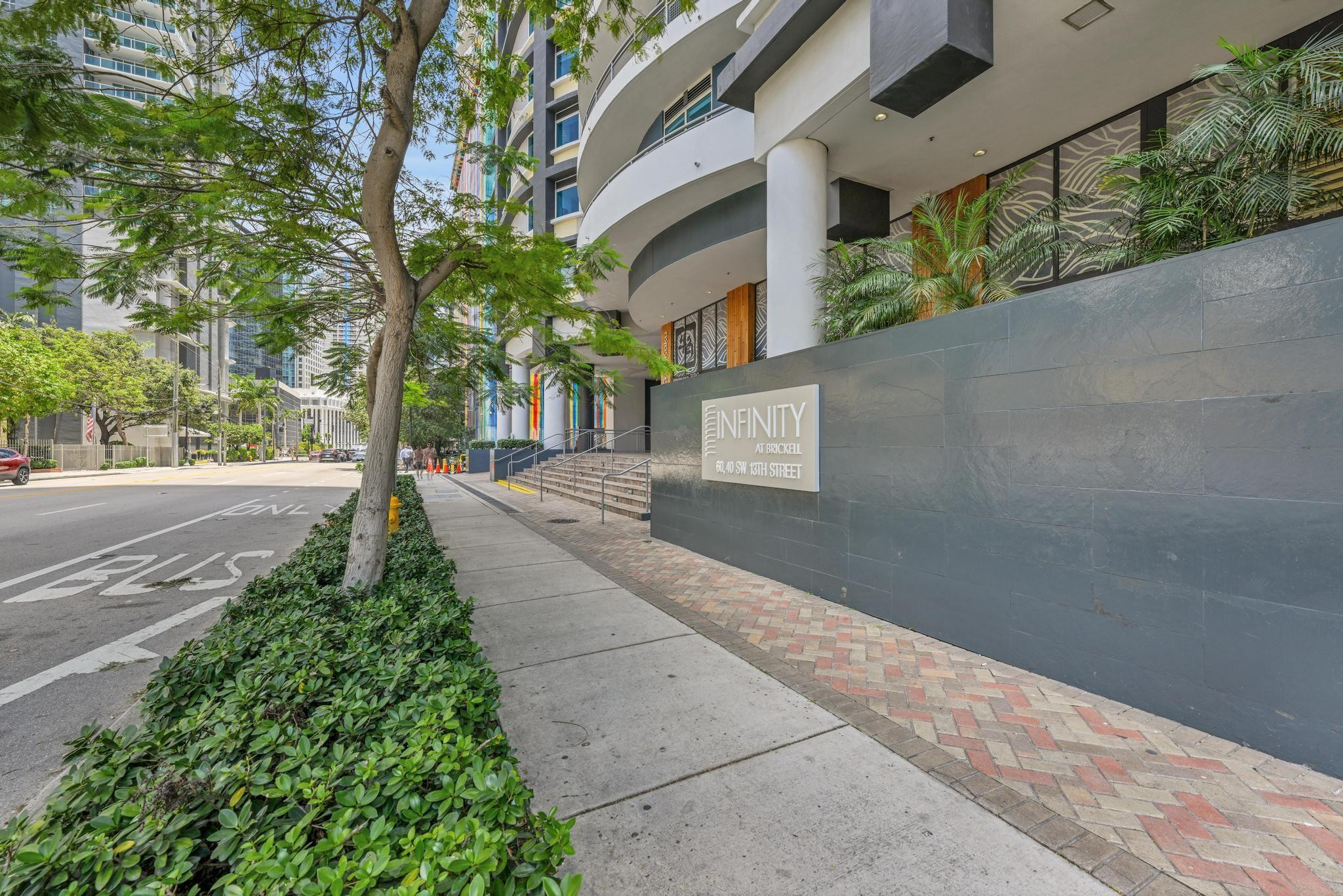 60 Southwest 13th Street, Unit 4013 Miami, FL 33130 - Photo 3 of 37 Photo 3