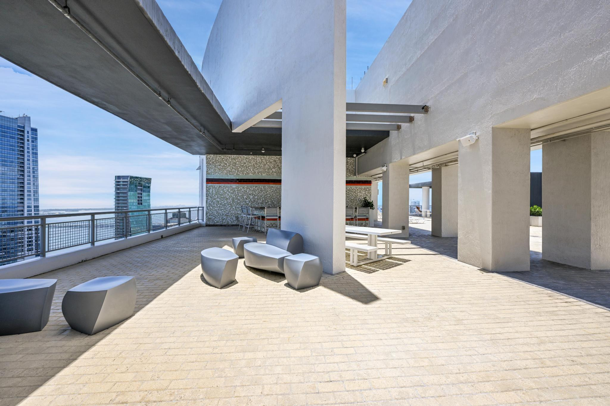 60 Southwest 13th Street, Unit 4013 Miami, FL 33130 - Photo 31 of 37 Photo 31