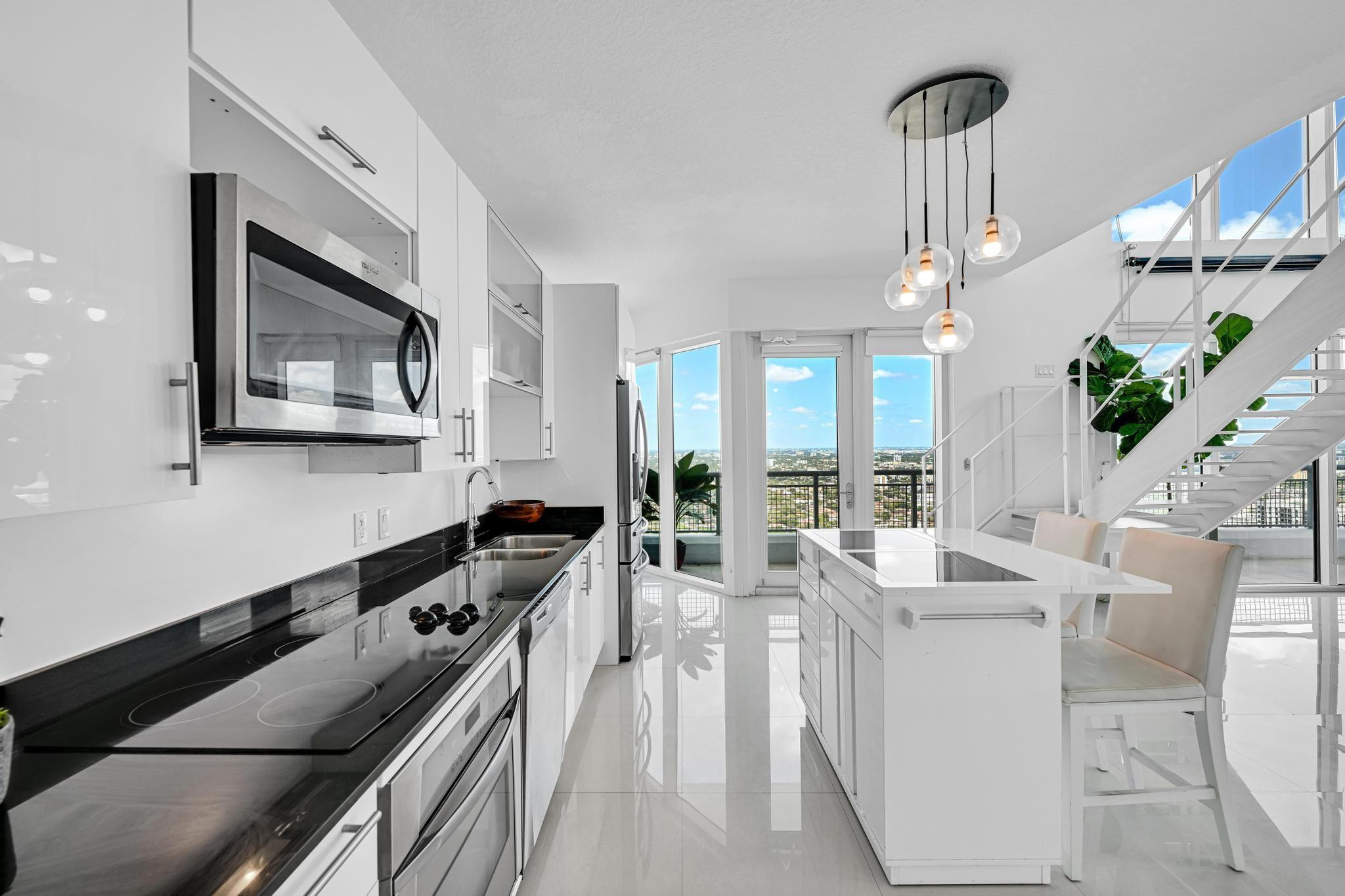 60 Southwest 13th Street, Unit 4013 Miami, FL 33130 - Photo 4 of 37 Photo 4