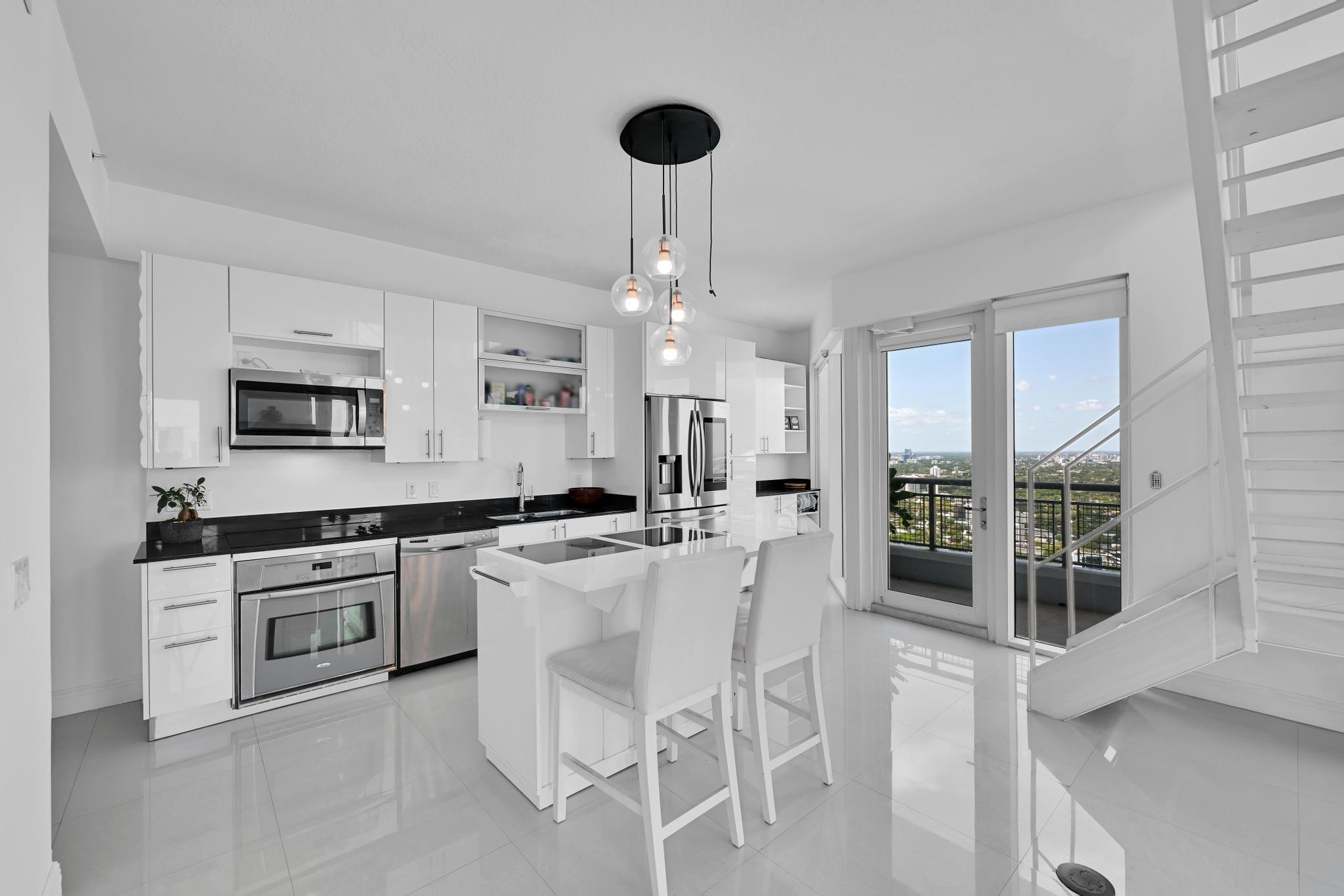 60 Southwest 13th Street, Unit 4013 Miami, FL 33130 - Photo 6 of 37 Photo 6