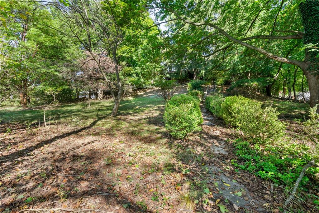 9345 Highland Road Pittsburgh, PA 15237 - Photo 35 of 39 Gallery Image 35