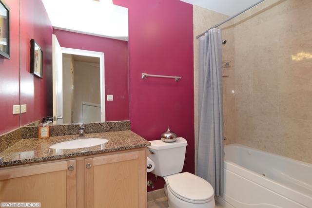 2511 North Milwaukee Avenue, Unit 2S Chicago, IL 60647 - Photo 9 of 10