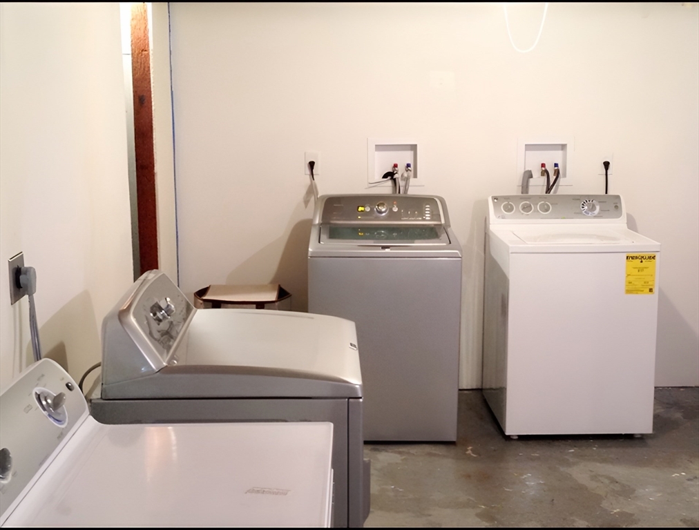 161 Webster Street, Unit 2 Malden, MA 02148 - Photo 15 of 15 a bathroom with a sink and toilet