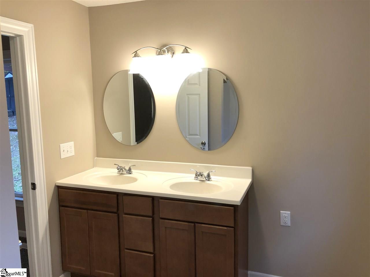 201 Quail Run Trail Fountain Inn, SC 29644 - Photo 28 of 36 Gallery Image 28