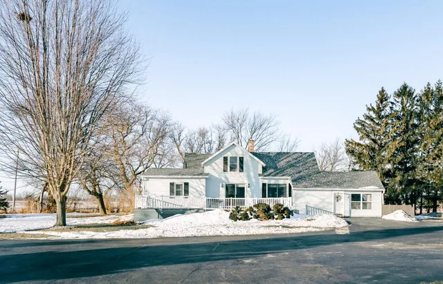 $389,900 | W7759 County Road North, Van Dyne, WI 54979