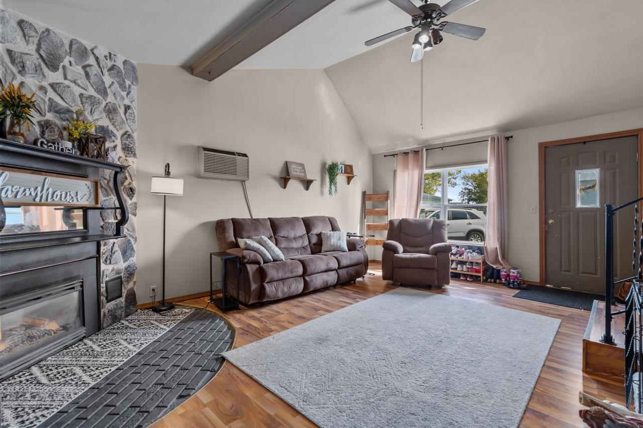 W7759 County Road North Van Dyne, WI 54979 - Photo 3 of 73