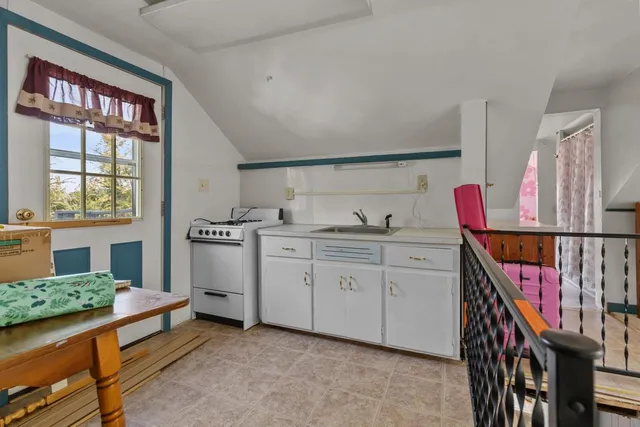 $389,900 | W7759 County Road North, Van Dyne, WI 54979