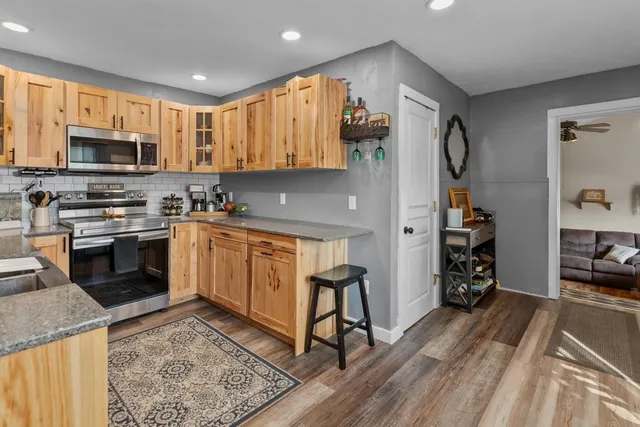 $389,900 | W7759 County Road North, Van Dyne, WI 54979