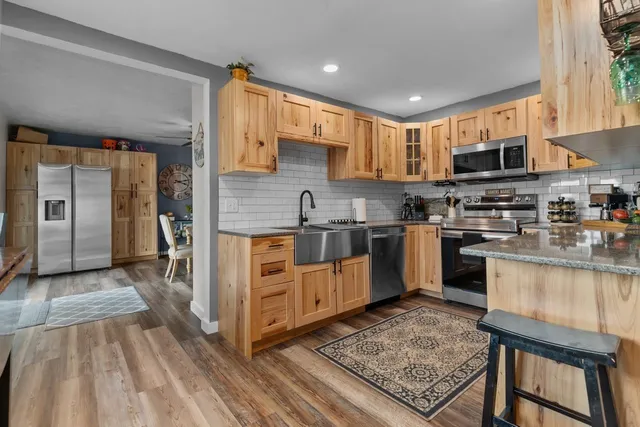 $389,900 | W7759 County Road North, Van Dyne, WI 54979