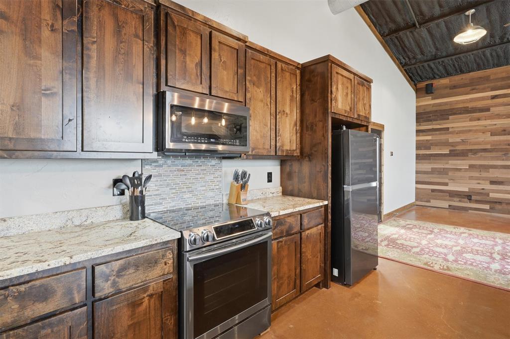 550 Manley Road Weatherford, TX 76088 - Photo 22 of 40
