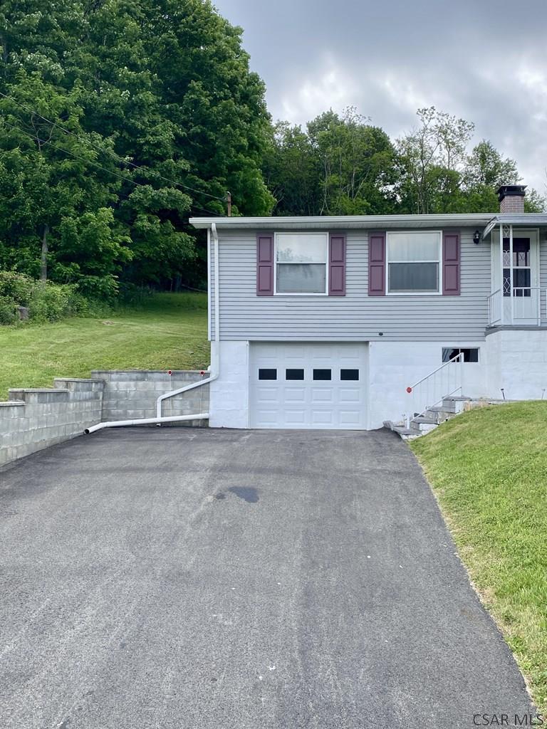 2058 Frankstown Road Johnstown, PA 15902 - Photo 2 of 63