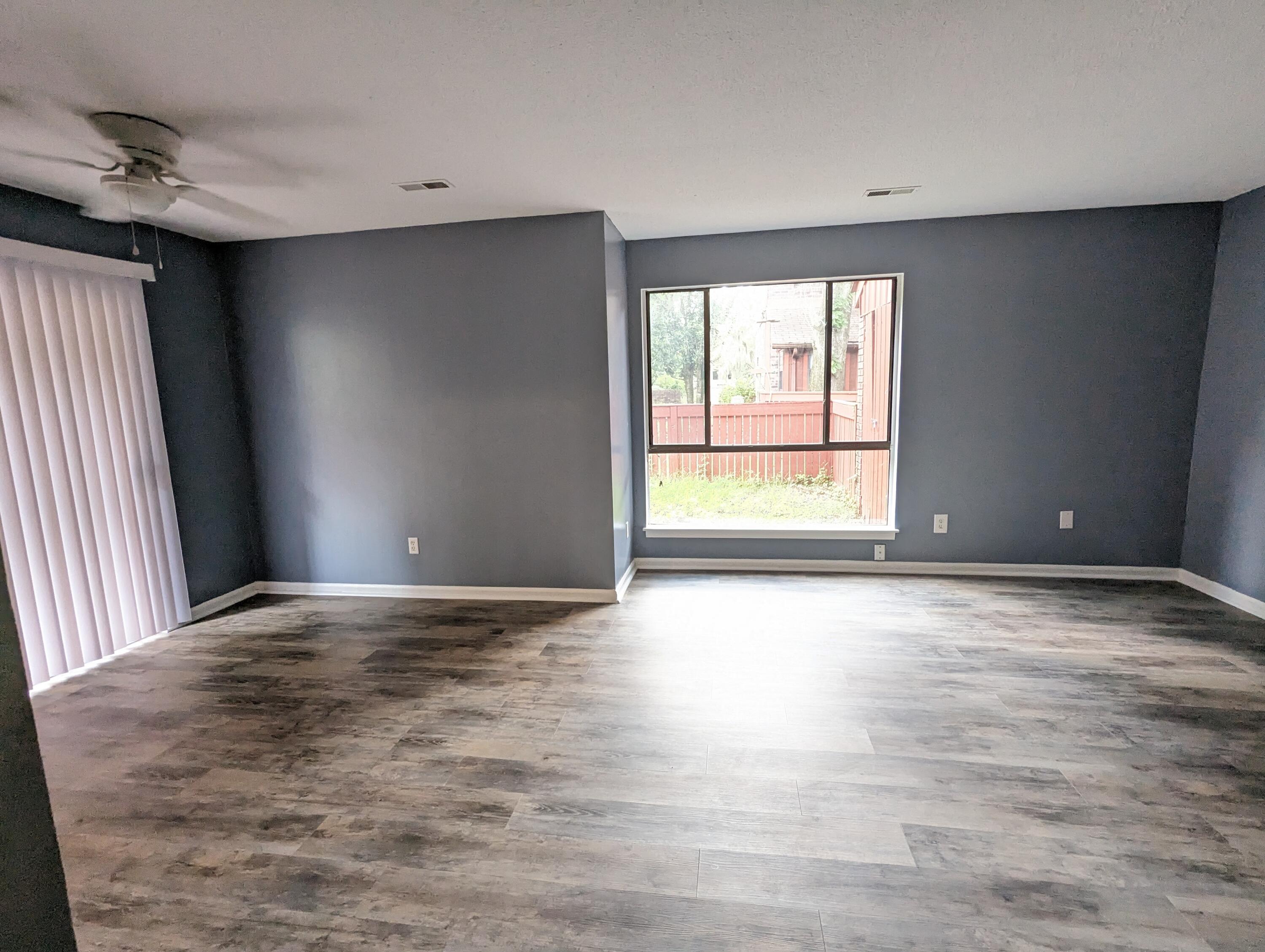 4370 Great Oak Drive North Charleston, SC 29418 - Photo 2 of 24 Living Room/Dining.MP