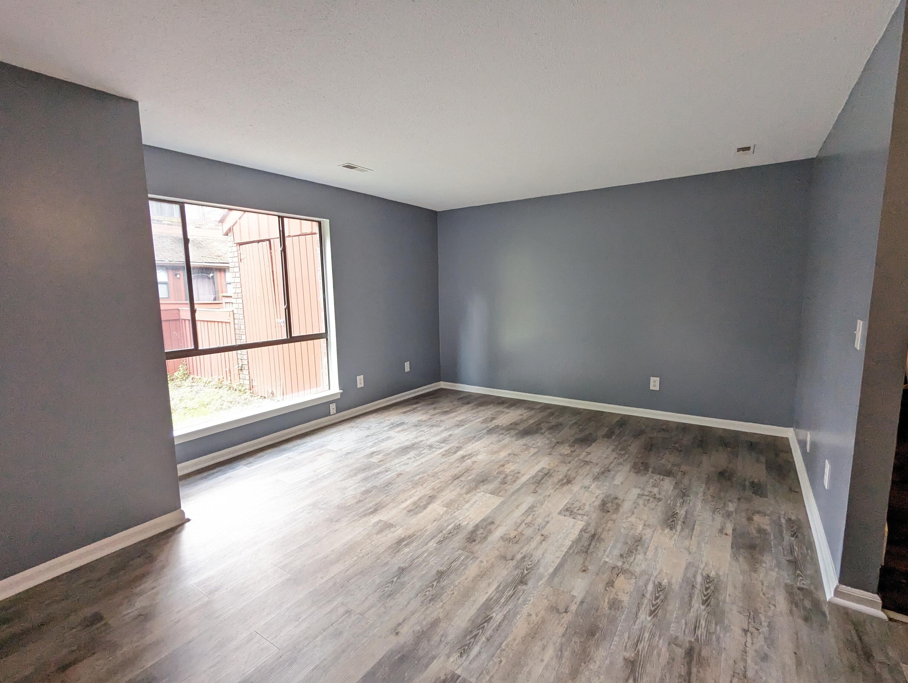 4370 Great Oak Drive North Charleston, SC 29418 - Photo 8 of 24 Living Room