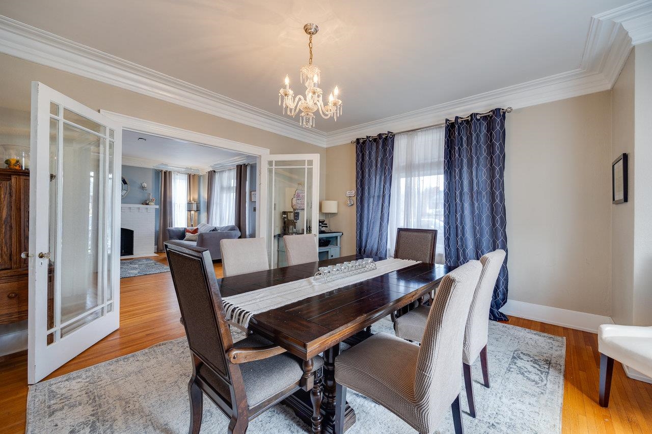 515 Fourth Street Shenandoah, VA 22849 - Photo 11 of 51 a view of a dining room with furniture and window
