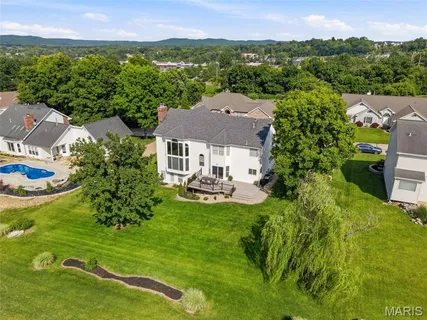 $625,000 | 444 Eagle Pointe Landing Drive, Eureka, MO 63025