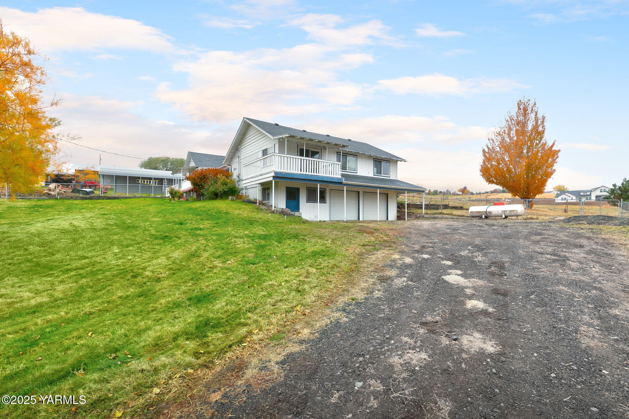 910 Gromore Road Yakima, WA 98908 - Photo 27 of 30 Carver_251103_Gromore_Yakima_04