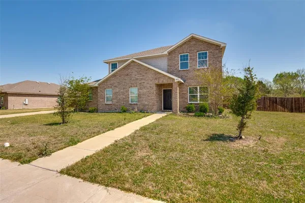$340,000 | 2430 Sagebrush Drive, Glenn Heights, TX 75154