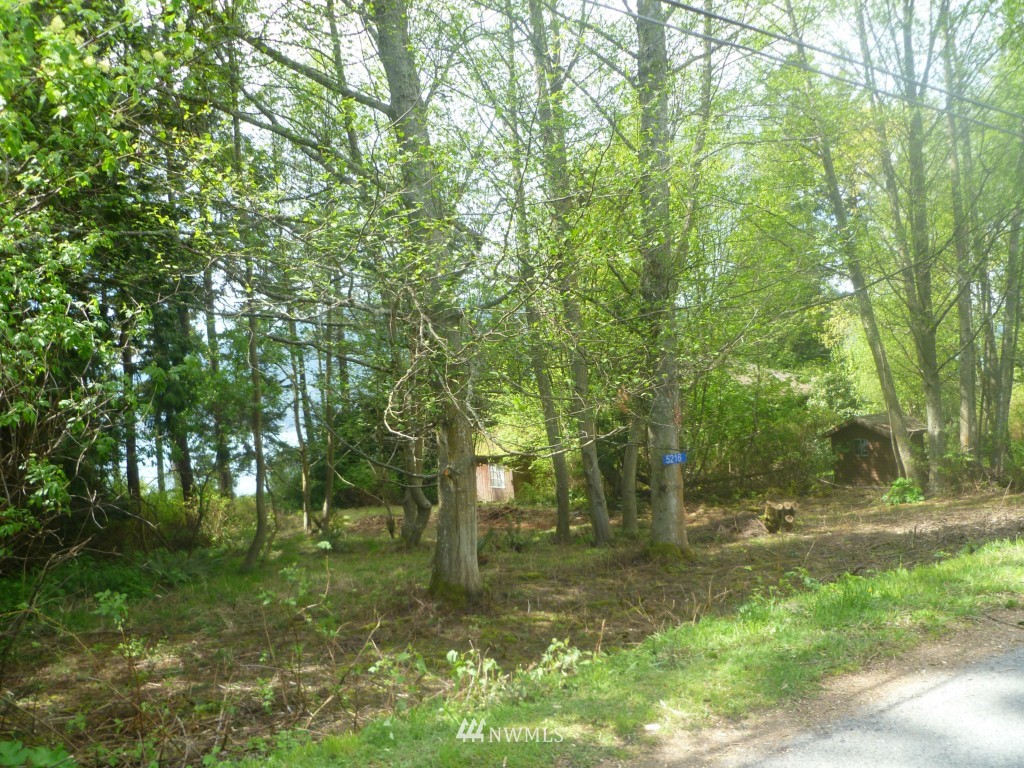 5216 West Shore Road Anacortes, WA 98221 - Photo 4 of 8 Gallery Image 4