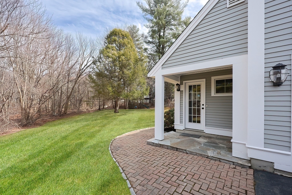 10 Jacob Amsden Road Westborough, MA 01581 - Photo 3 of 42 Gallery Image 3