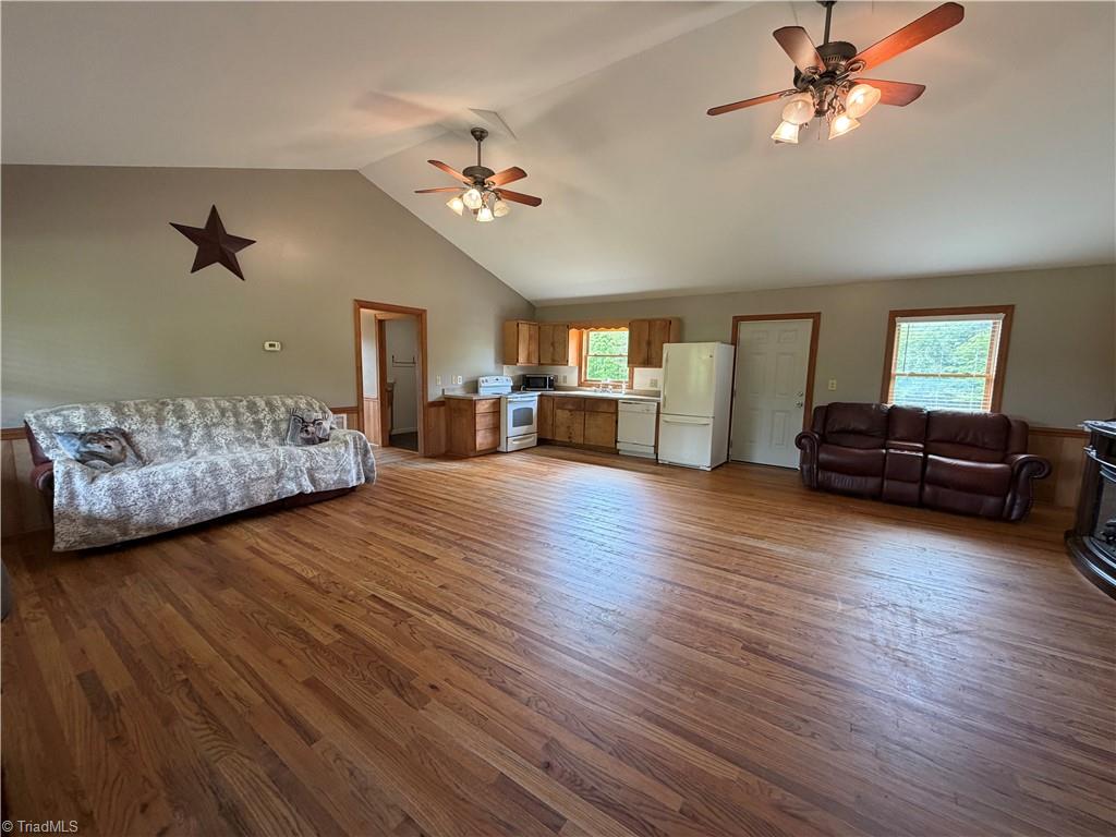 202 Roby Fulk Road Pinnacle, NC 27043 - Photo 9 of 49