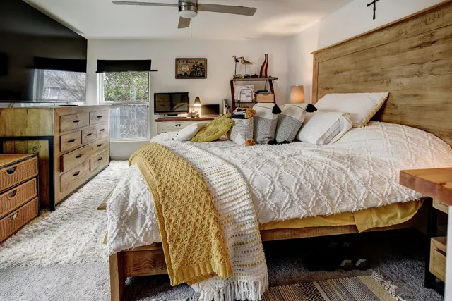 $279,500 | 1701 Garfield Street, Bastrop, TX 78602