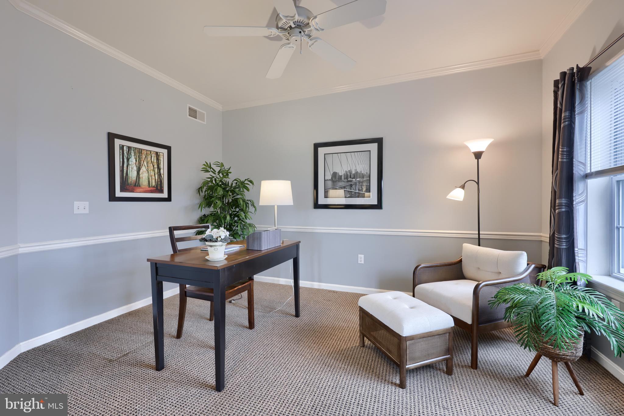 1860 Windy Hill Road Lancaster, PA 17602 - Photo 20 of 71 a living room with furniture and a potted plant