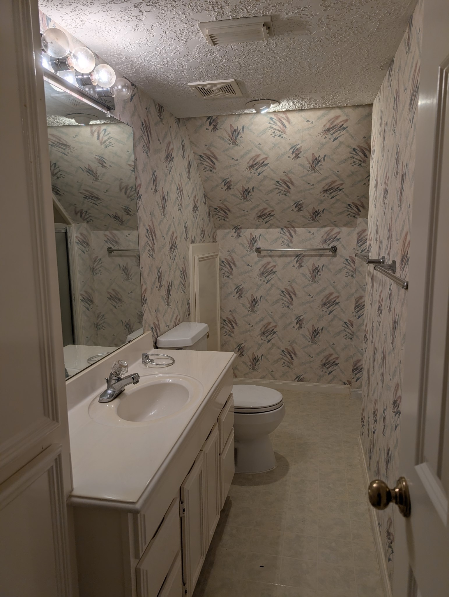 14407 Shannon Ridge Road Houston, TX 77062 - Photo 8 of 18