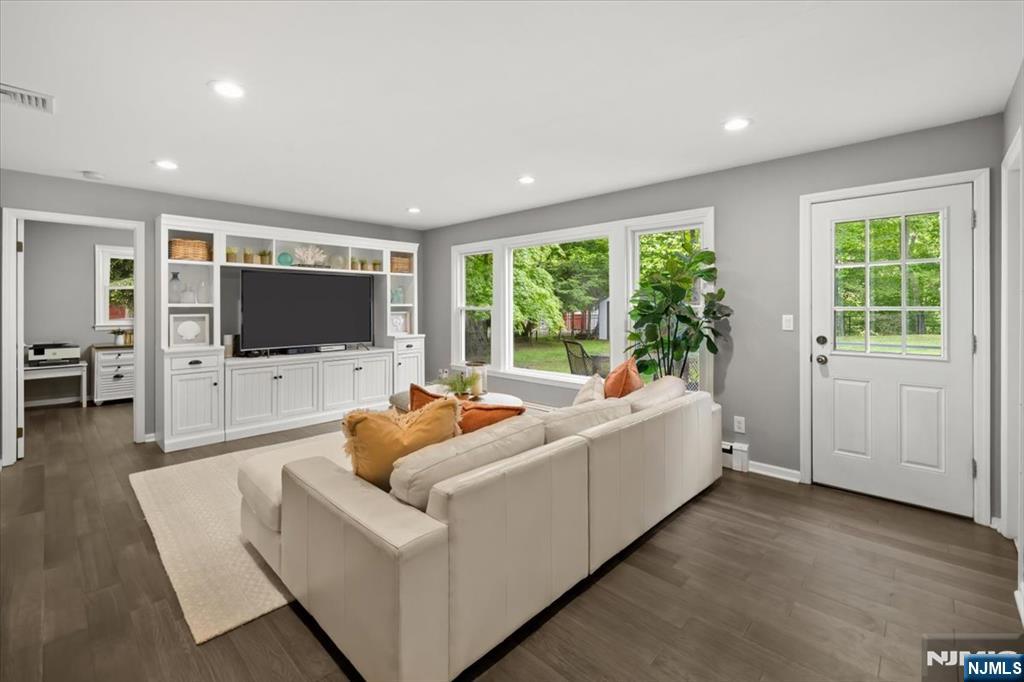 474 Stevens Avenue Ridgewood, NJ 07450 - Photo 14 of 36