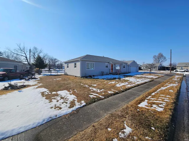 $189,900 | 1 Hunter Court, Vincennes, IN 47591