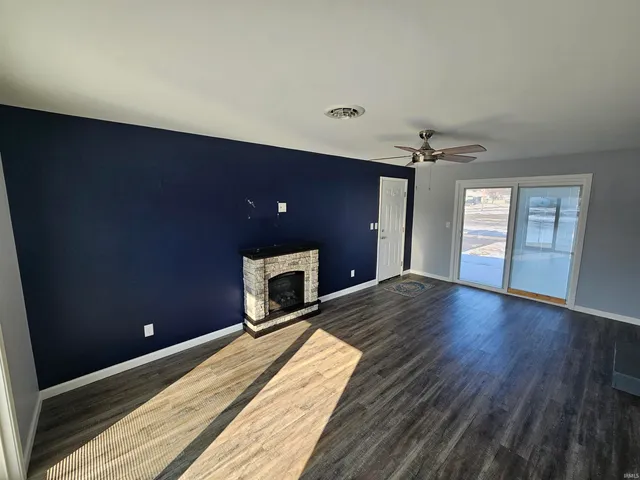 $189,900 | 1 Hunter Court, Vincennes, IN 47591