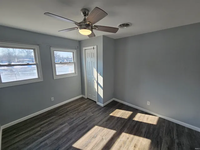 $189,900 | 1 Hunter Court, Vincennes, IN 47591