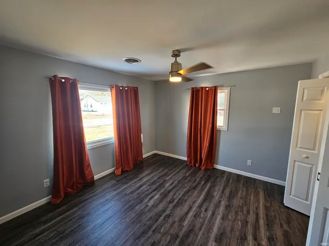 $189,900 | 1 Hunter Court, Vincennes, IN 47591