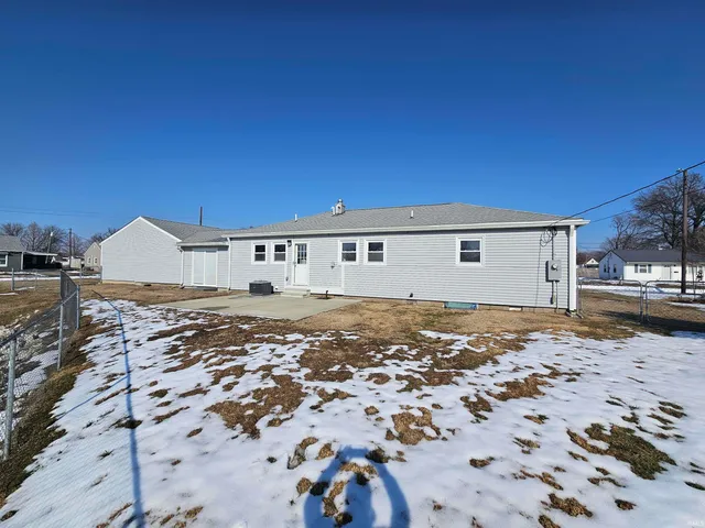 $189,900 | 1 Hunter Court, Vincennes, IN 47591