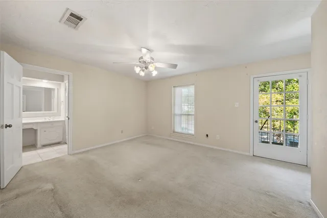 $250,000 | 407 South Rivershire Drive, Conroe, TX 77304