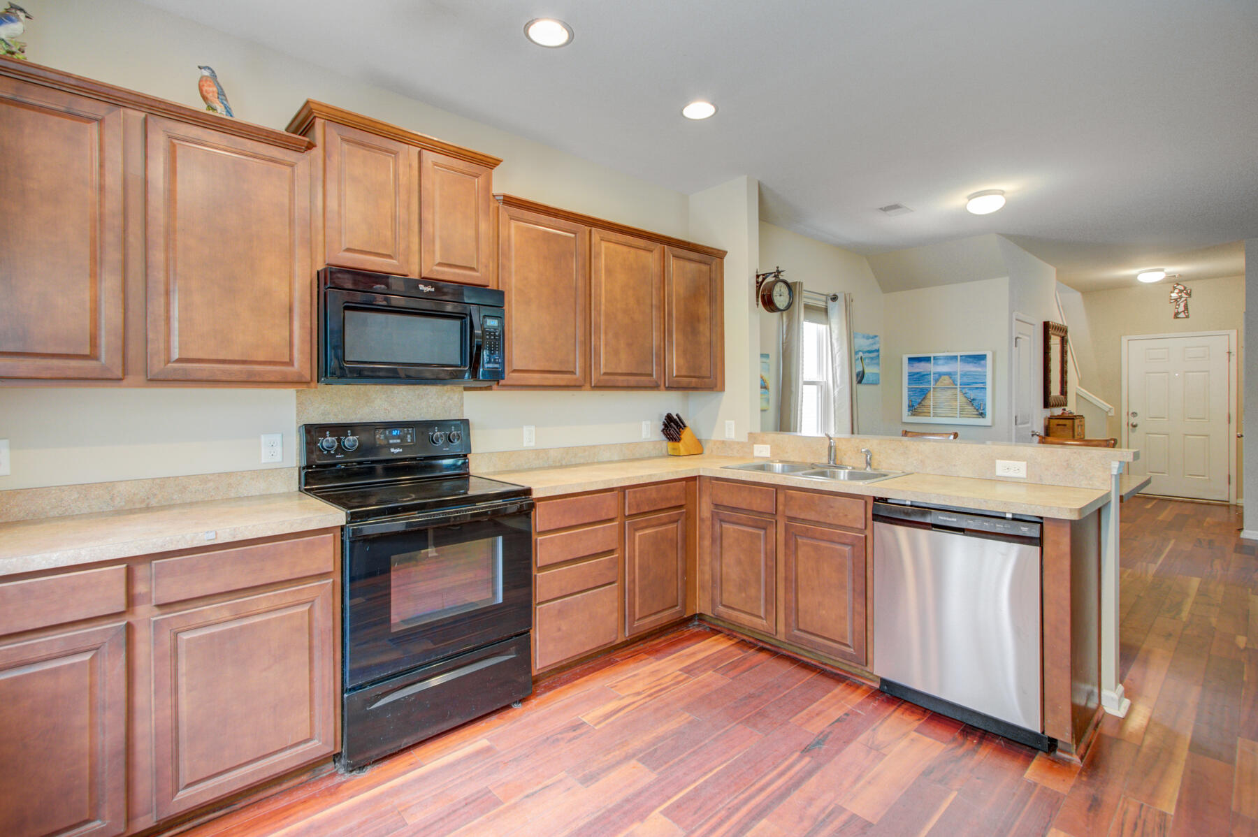 329 Iveson Road Summerville, SC 29486 - Photo 13 of 38 329 Iverson Rd. Summerville SC (12)