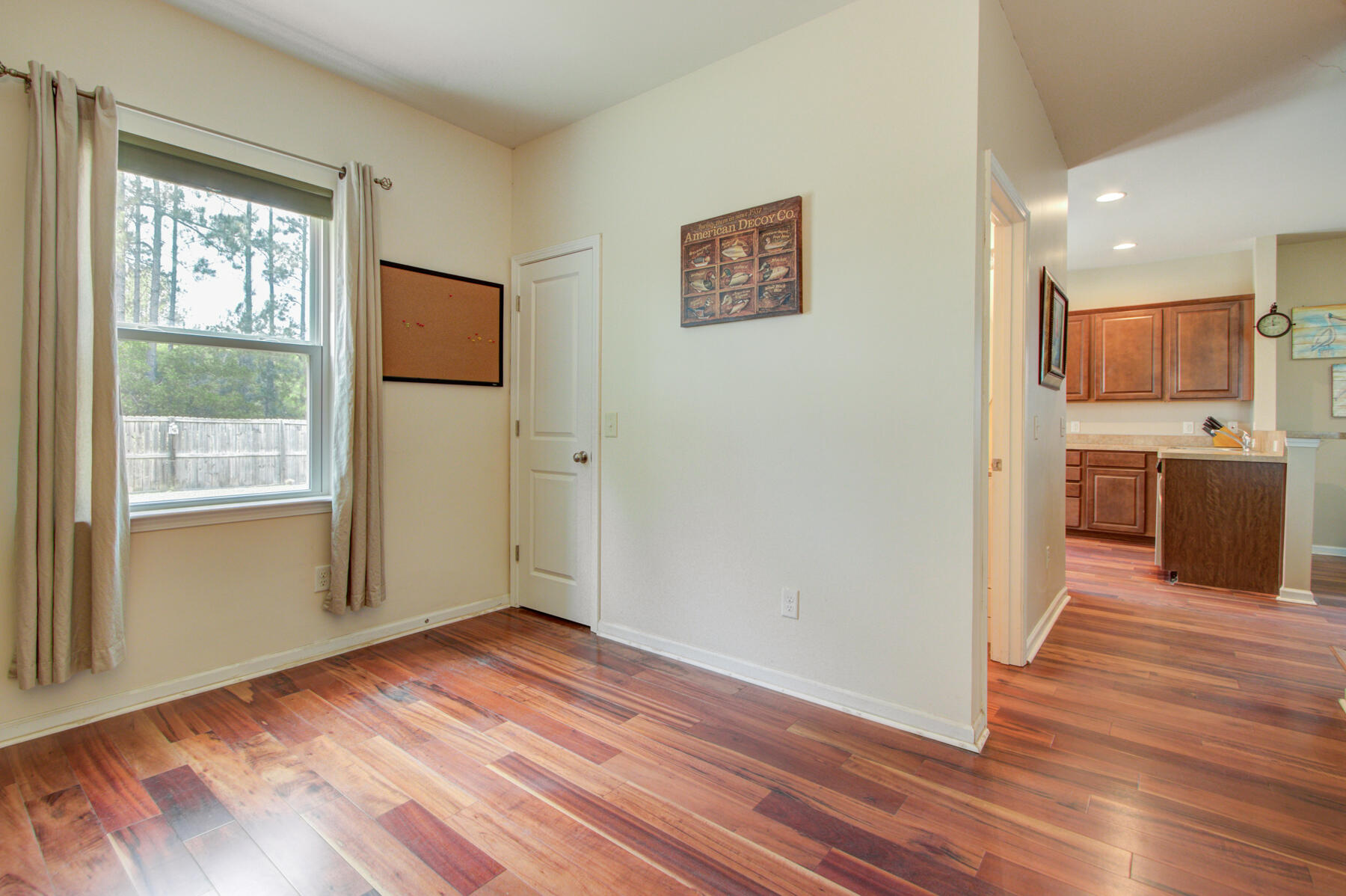 329 Iveson Road Summerville, SC 29486 - Photo 17 of 38 329 Iverson Rd. Summerville SC (16)