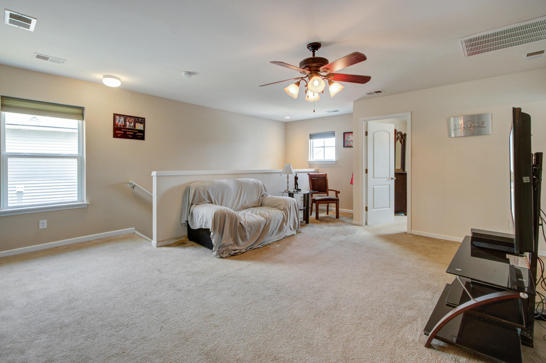 329 Iveson Road Summerville, SC 29486 - Photo 21 of 38 329 Iverson Rd. Summerville SC (19)