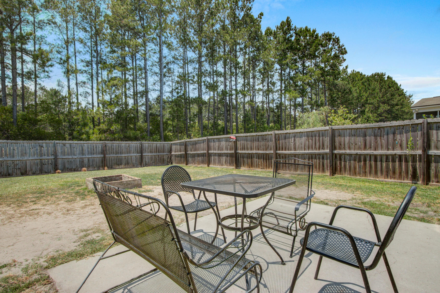 329 Iveson Road Summerville, SC 29486 - Photo 31 of 38 329 Iverson Rd. Summerville SC (32)