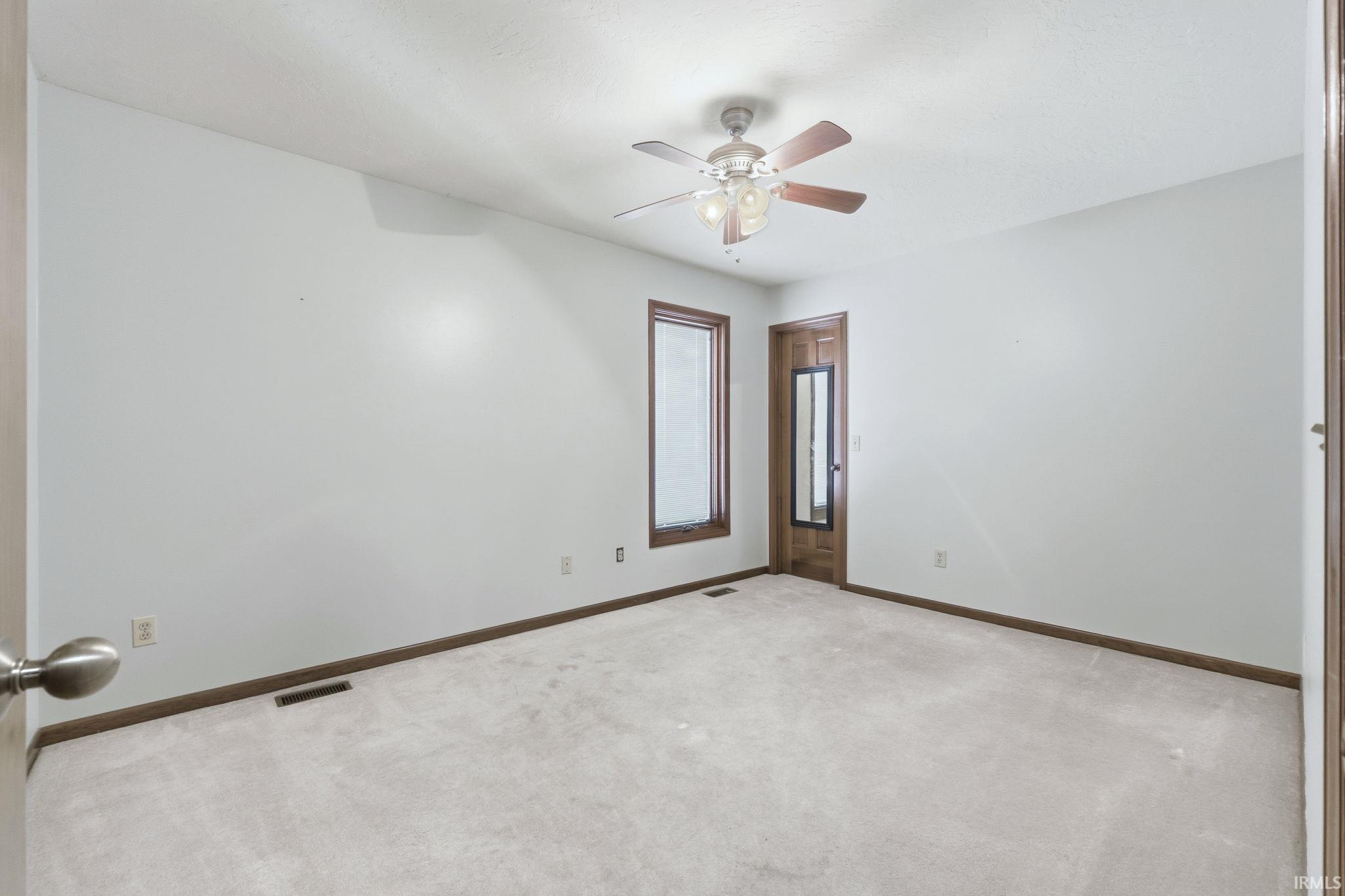 1536 Timberlake Trail Fort Wayne, IN 46804 - Photo 28 of 36