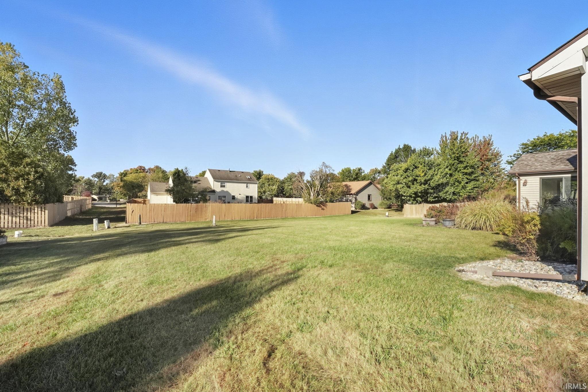 1536 Timberlake Trail Fort Wayne, IN 46804 - Photo 7 of 36