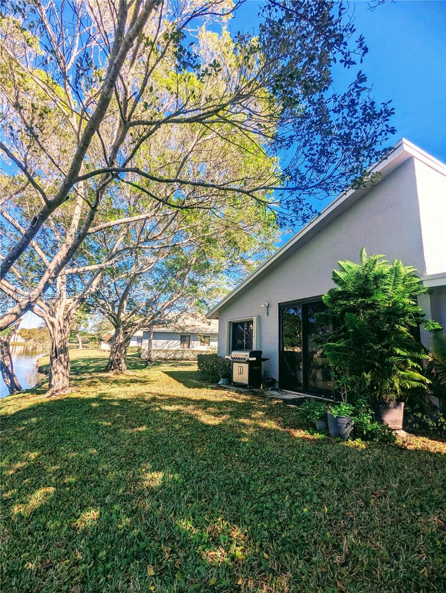 679 Racquet Club Road, Unit 4 Weston, FL 33326 - Photo 19 of 20