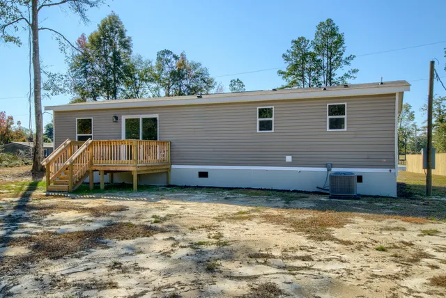 $230,000 | 520 Branch Bend Way, Cross, SC 29436